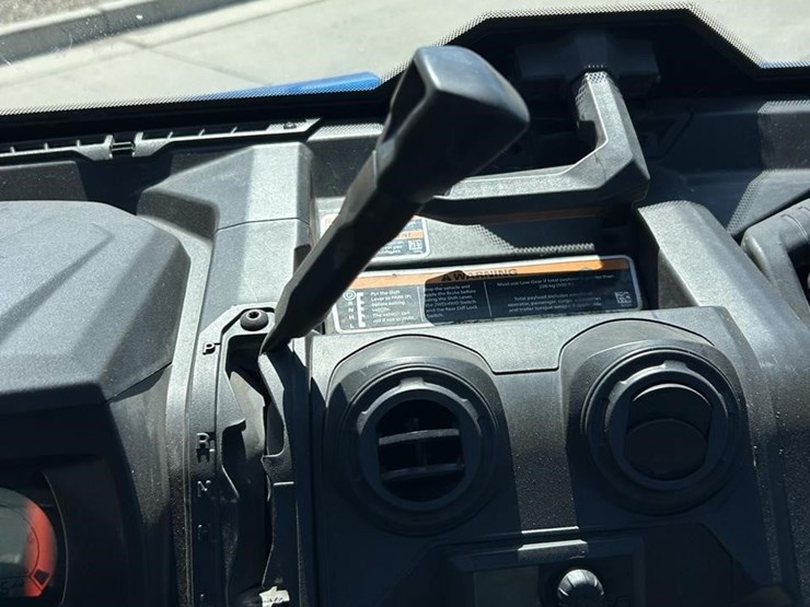 2021-can-am-defender-limited-cab-hd10-image-20