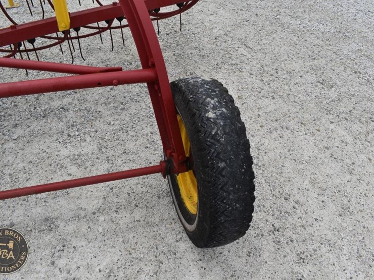 new-holland-55-image-21