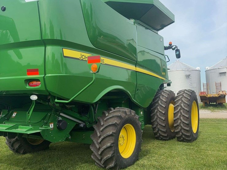 2013-john-deere-s670-image-16
