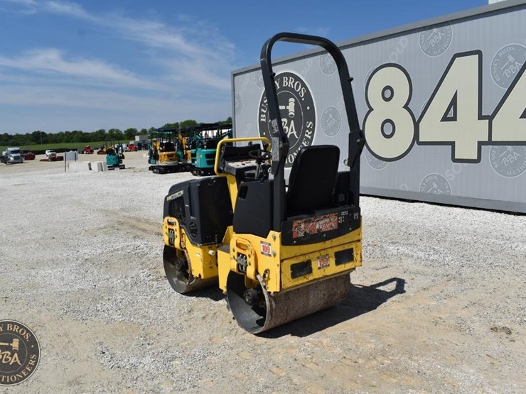 2017-bomag-bw900-50-image-6