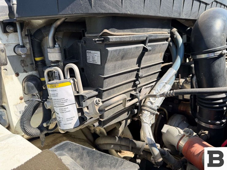 2009-international-workstar-7500-image-34