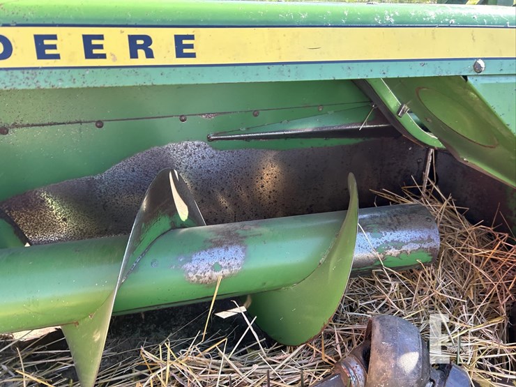 john-deere-336-image-23
