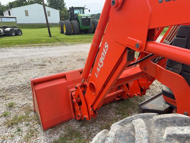 2008-kubota-la1301s-image-25