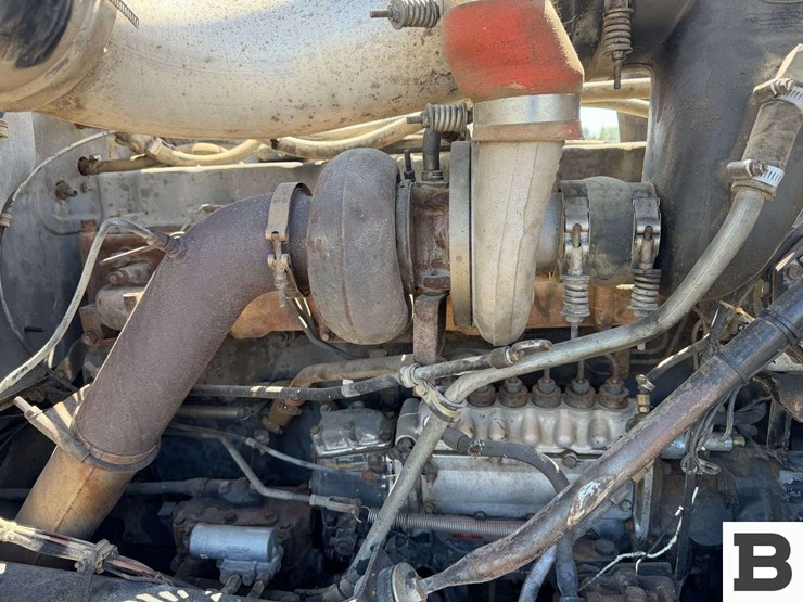 1990-mack-rd688s-image-52