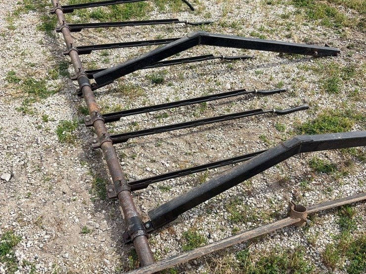 meteer-8-row-30''-corn-reel,-came-off-jd-corn-head.-image-2