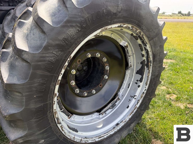 2011-case-ih-magnum-260-image-63