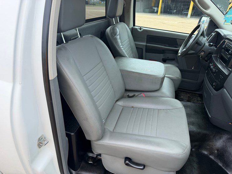 2009-dodge-ram-2500hd-image-6