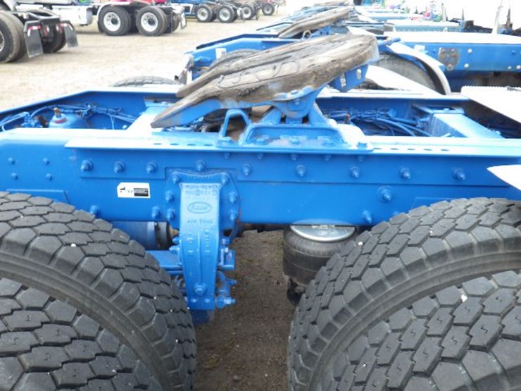 2012-peterbilt-367-image-6