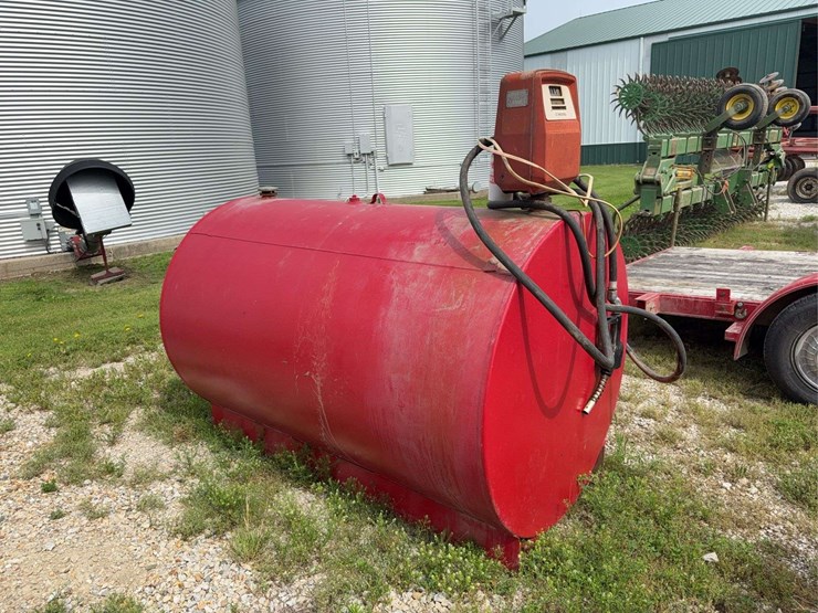 500-gallon-fuel-tank-gas-boy-pump-image-4