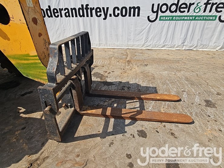 2014-jcb-507-42-image-11