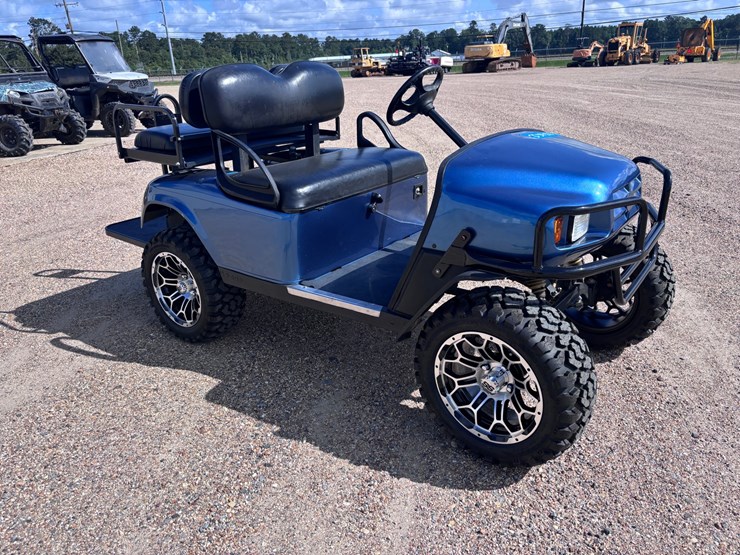 #66-•-e-z-go-txt-golf-cart-|-no-title-image-1