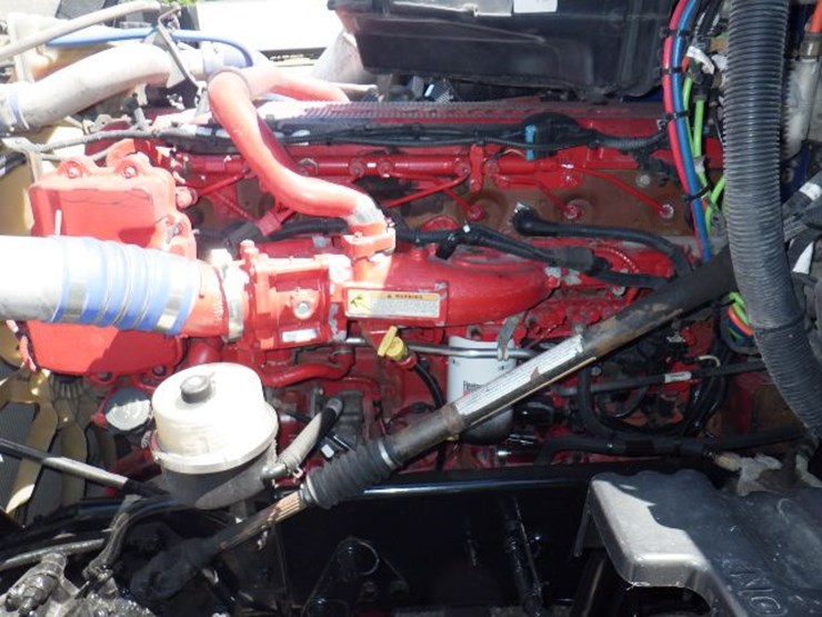 2016-kenworth-t680-image-26