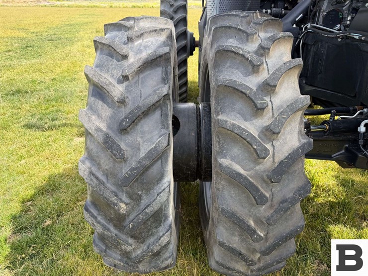 2017-case-ih-magnum-250-cvt-image-78