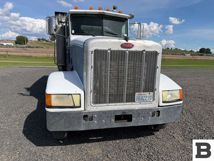 1990-peterbilt-377-image-8