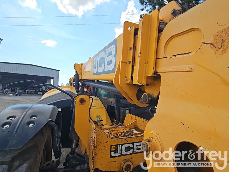 2014-jcb-507-42-image-18