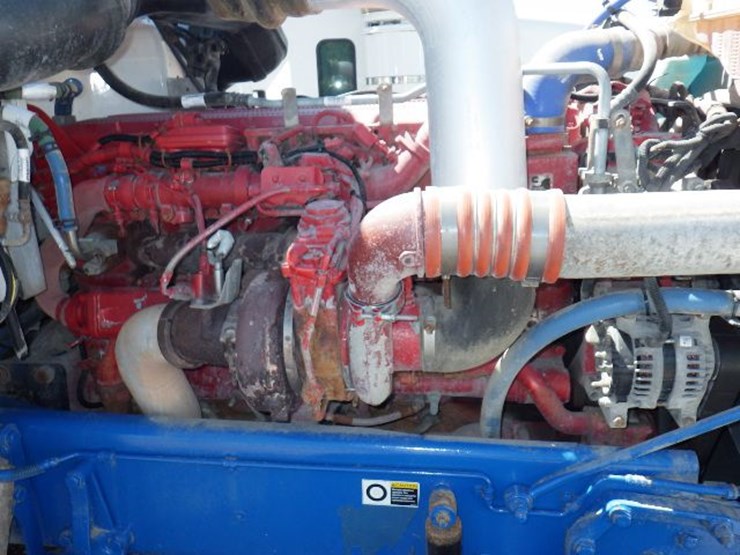 2012-peterbilt-367-image-25
