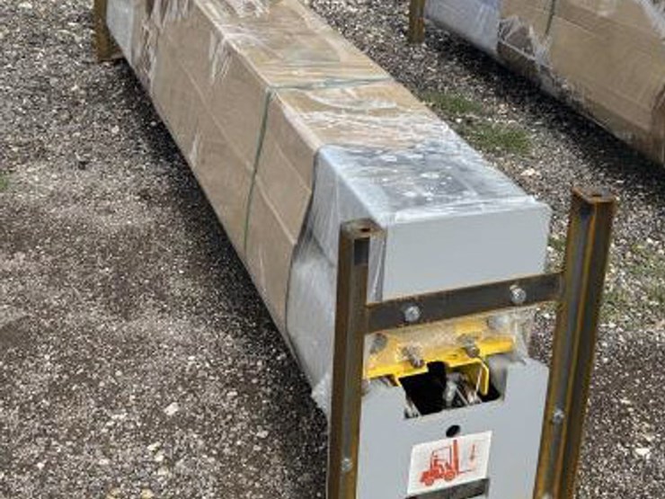 #25-•-10,000-lbs-two-post-lift-image-3