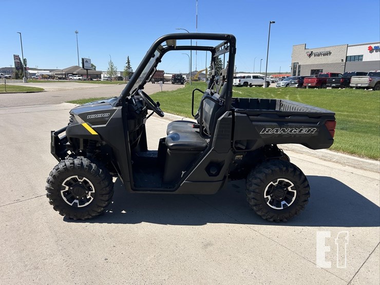 2023-polaris-ranger-1000-image-8