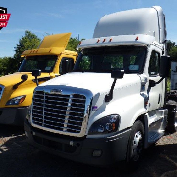 2020 FREIGHTLINER CASCADIA 125