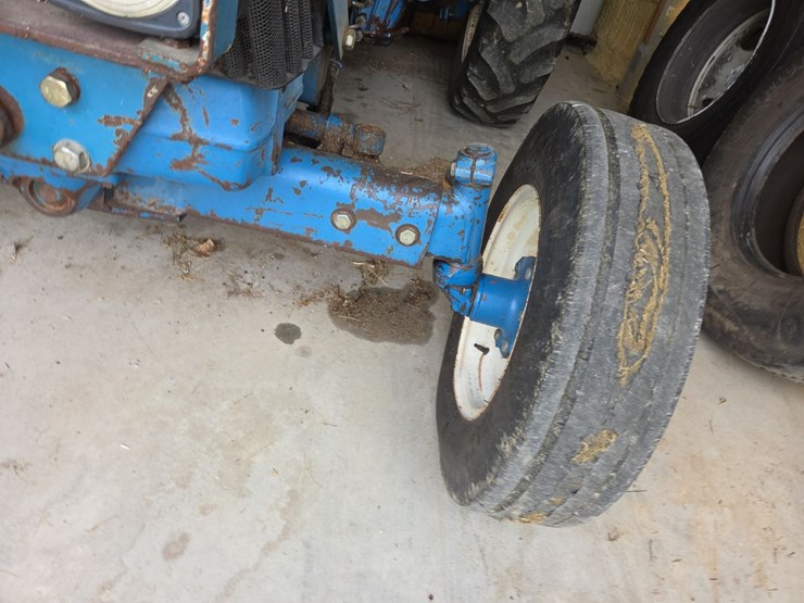 ford-4630-tractor-image-26