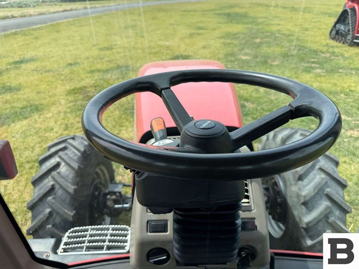 2010-case-ih-magnum-180-image-91