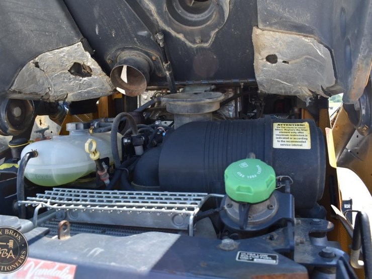 2019-deere-333g-image-29