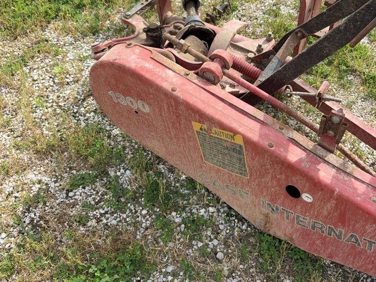 case-ih-1300-image-5