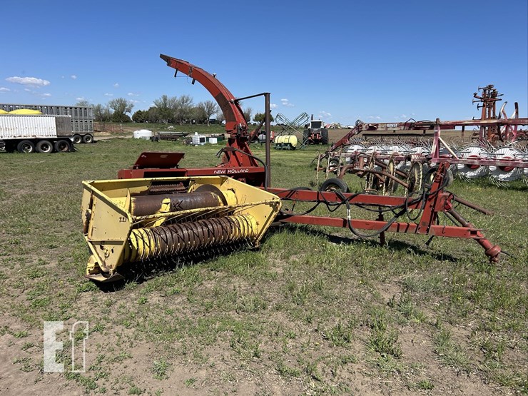 new-holland-892-image-1