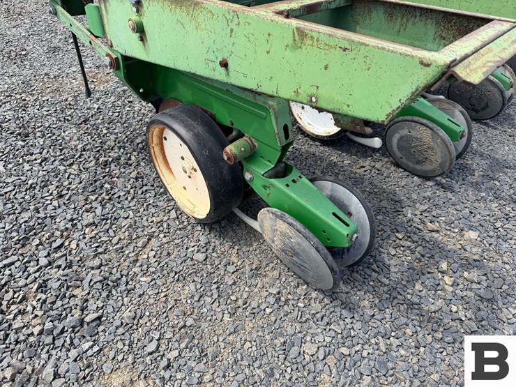 john-deere-6-image-18