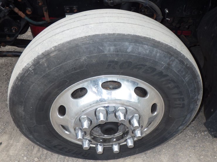 2016-kenworth-t680-image-28