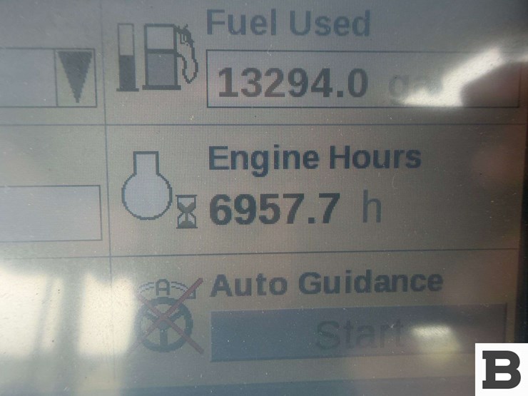 2011-case-ih-magnum-260-image-107