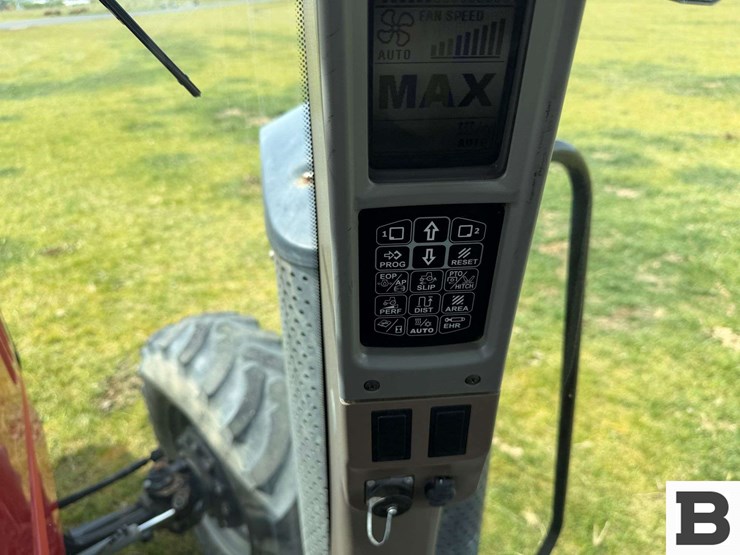 2014-case-ih-magnum-200-cvt-image-95
