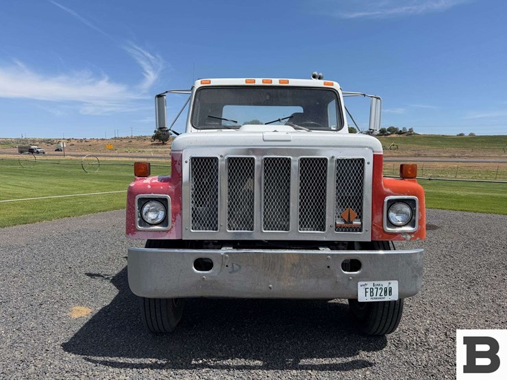 1989-international-s2500-image-8