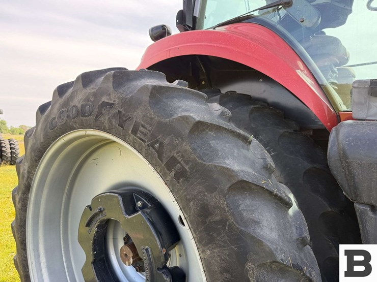 2013-case-ih-magnum-290-image-45