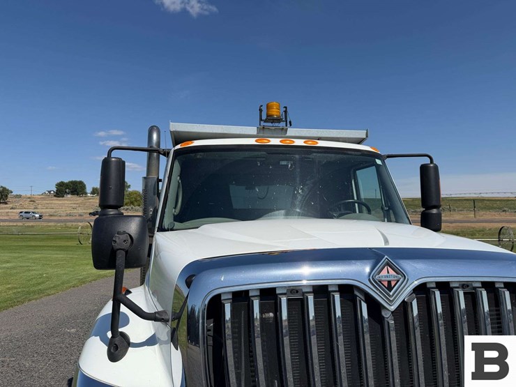 2009-international-workstar-7500-image-9