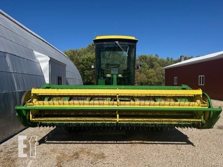 john-deere-2420-image-1
