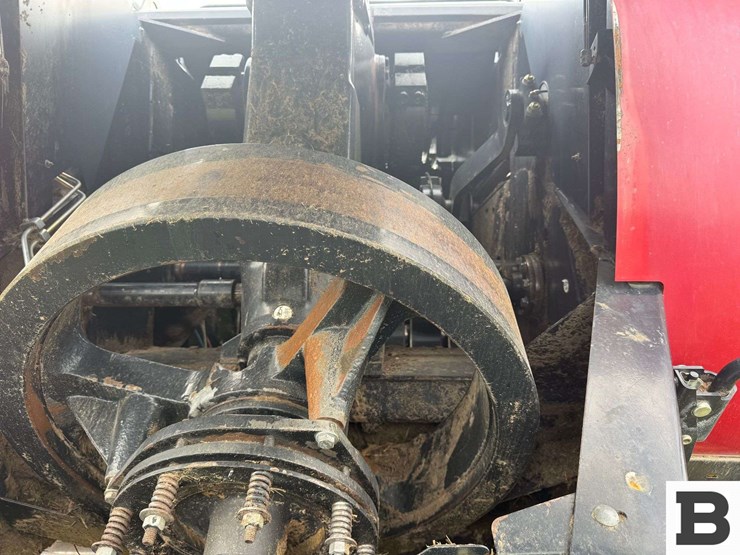 new-holland-bb9080-image-18