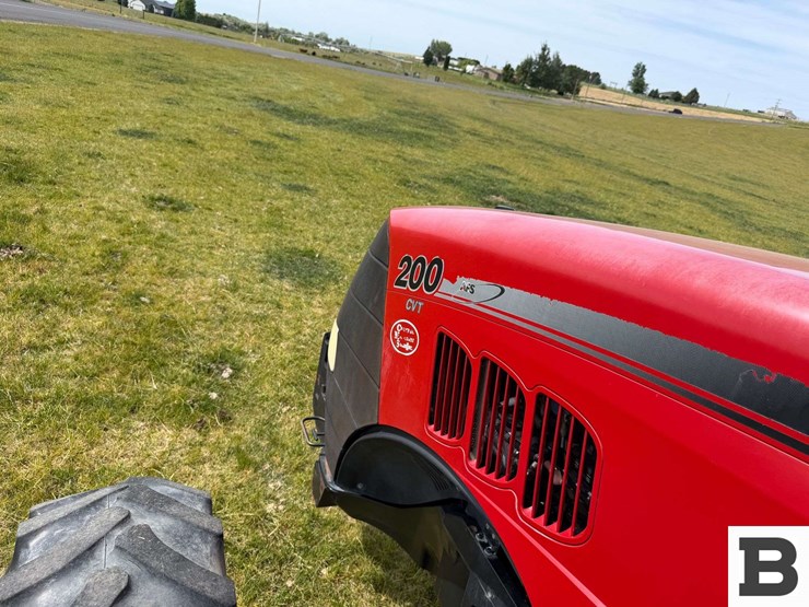 2014-case-ih-magnum-200-cvt-image-101