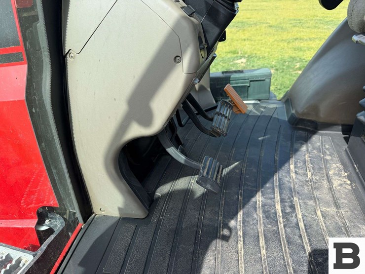 2013-case-ih-magnum-290-image-85