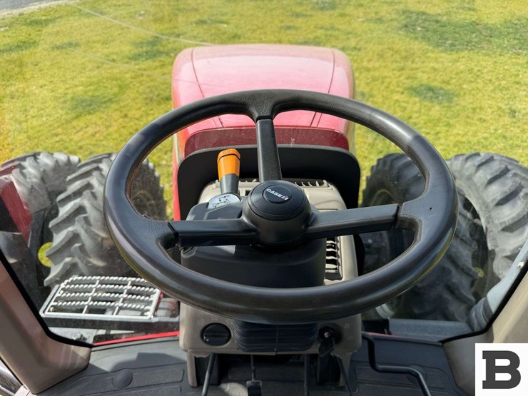 2013-case-ih-magnum-290-image-94