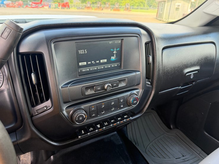 2019-gmc-3500hd-image-14