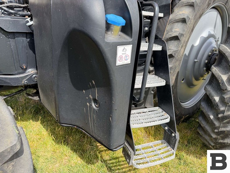2017-case-ih-magnum-250-cvt-image-47
