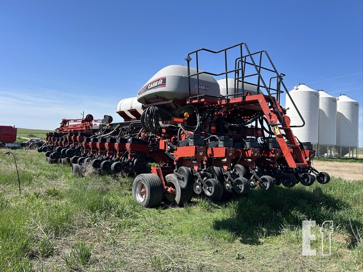 2015-case-ih-1265-image-5