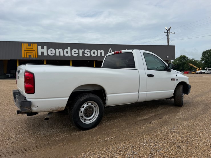 2009-dodge-ram-2500hd-image-3