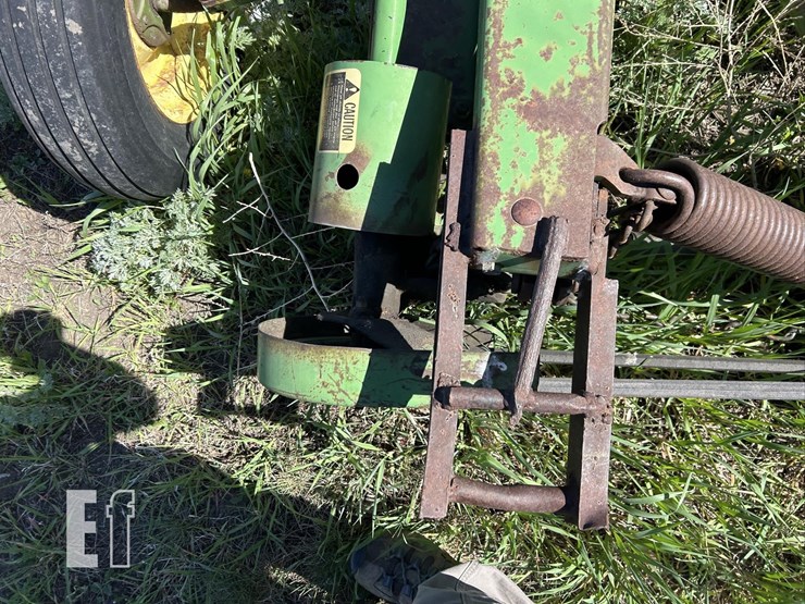 john-deere-450-image-13