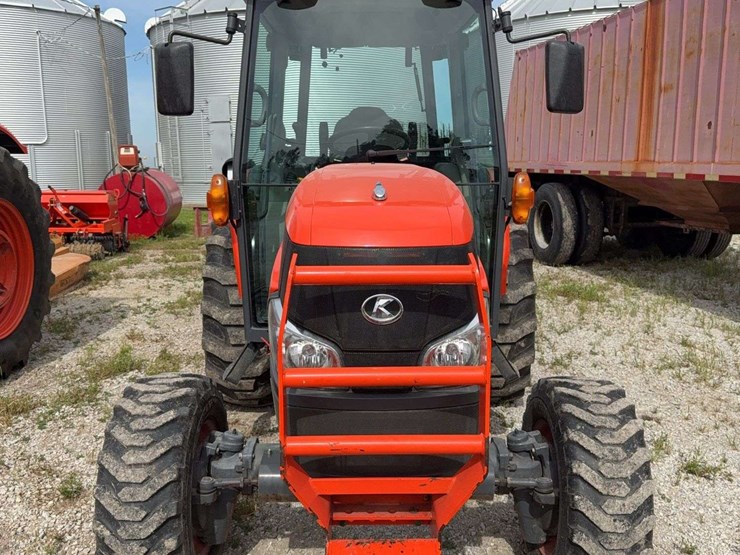 2010-kubota-l5740-image-6