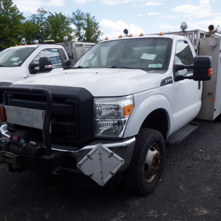 2016 FORD F350 XL