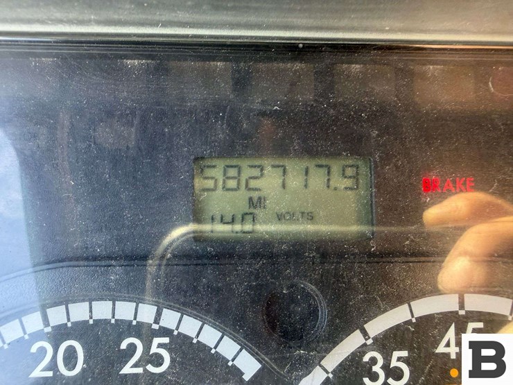 2012-freightliner-cascadia-125-image-63