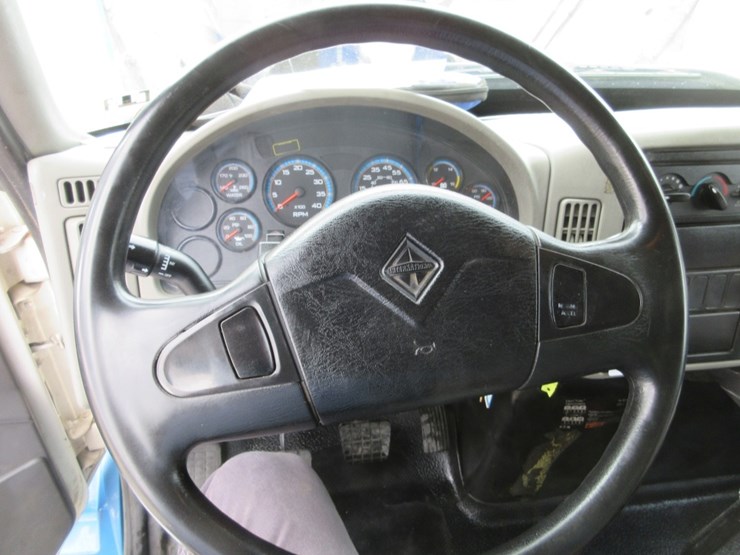 2012-international-durastar-4400-image-13