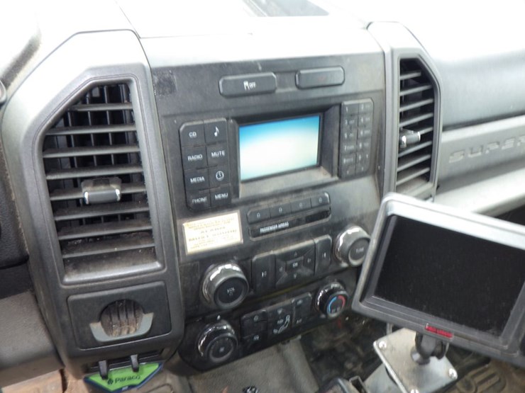 2018-ford-f450-xl-image-14
